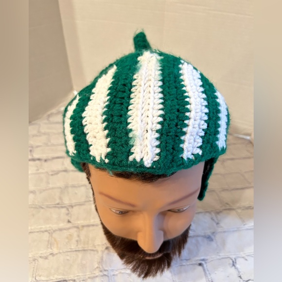 SIR KNIGHT HELMET GREEN AND WHITE CROCHET HAT - Picture 10 of 10